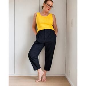Banana Republic Black Barrel Chino Pants Size 10 Crop Minimalist Closet Staple
